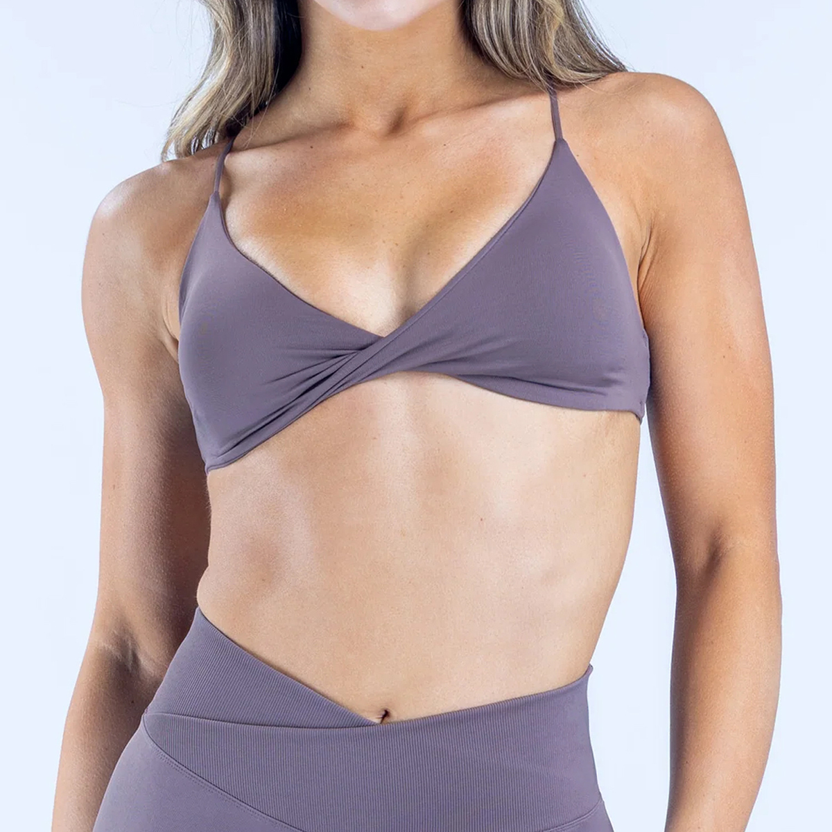 Vision Twist Front Sports Bra  - Quick Dry Underwear ulasan dan harga
