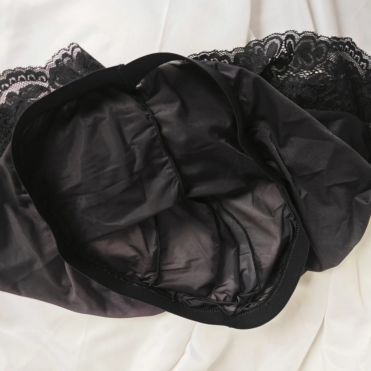 Sexy Man's Glossy Lace Hem Sho - Pouch Boxer Pouch ulasan dan harga